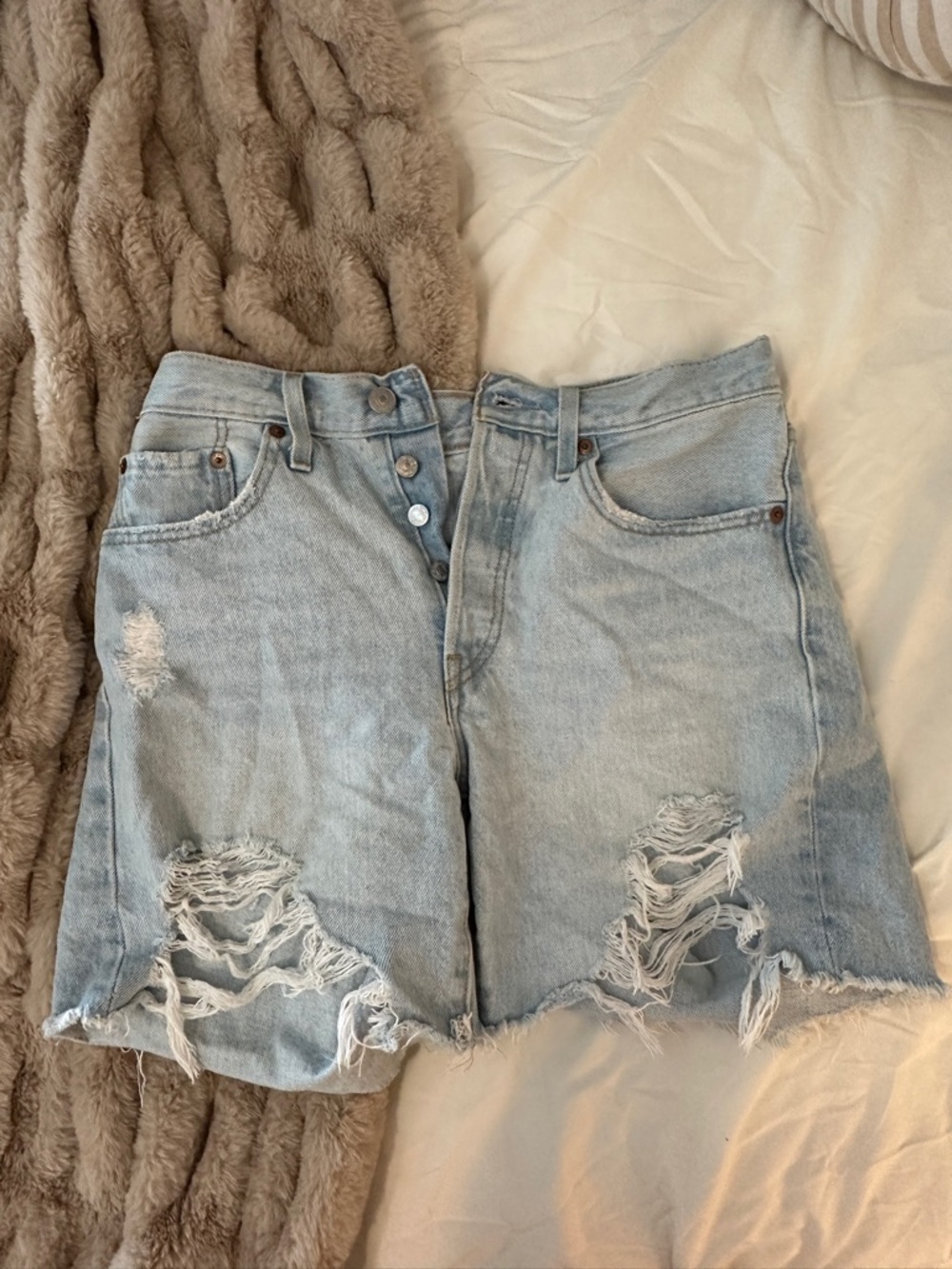 Levi’s Distressed Denim Shorts - Women's - Picture 4 of 6